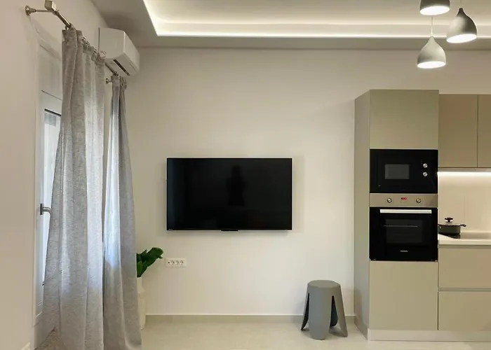 Julie Apartment